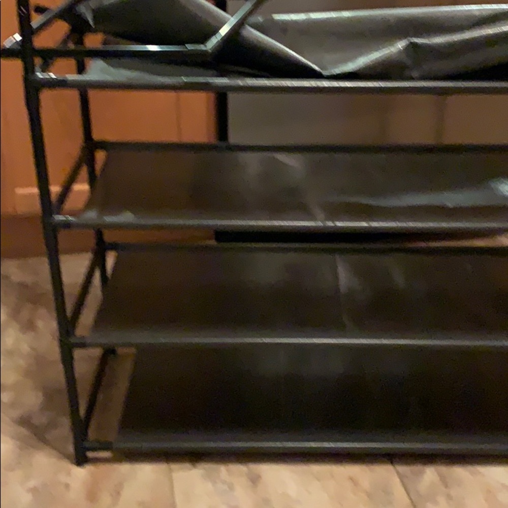 Shoe rack